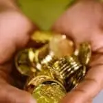 War in West Asia: Gold prices crash on inflation concerns, dollar emerges as safe bet