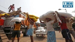 Indias informal workforce is trapped